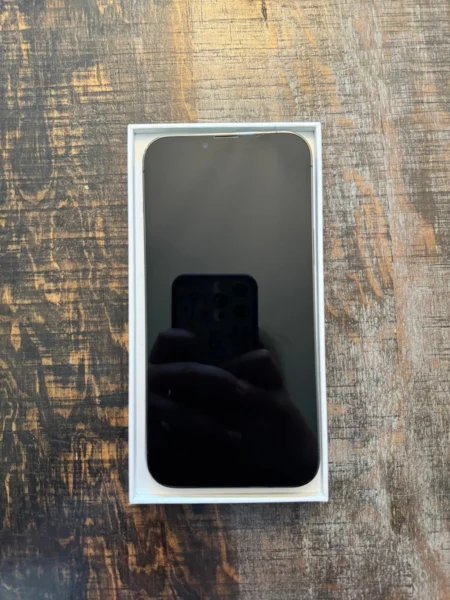 Apple iPhone 13 Pro Max 128 GB in Alpine Green