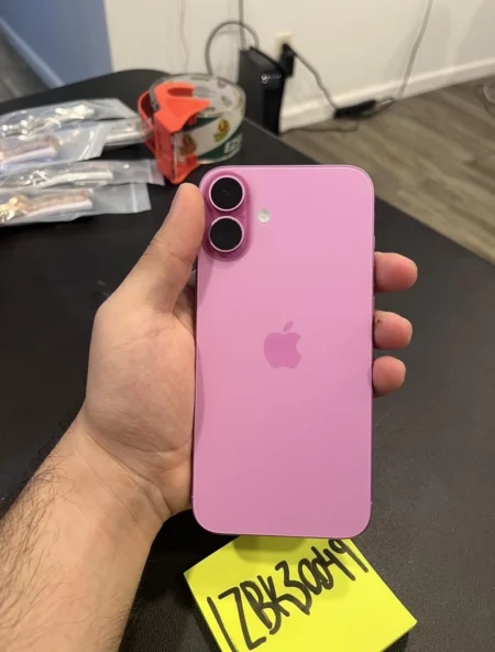 iPhone 16 Plus 128GB UNLOCKED (FREE SHIPPING)